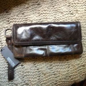 *HOST PICK* Kenneth Cole Reaction Wristlet Purse *NEW*